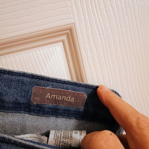 Gloria Vanderbilt Amanda Jeans, 10, Hi-Rise, Straight Leg, Gently Used, Womens - Picture 6 of 6